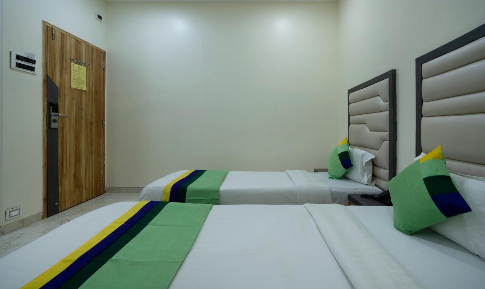 Treebo Zaid International Powai Hotel Мумбай Екстериор снимка