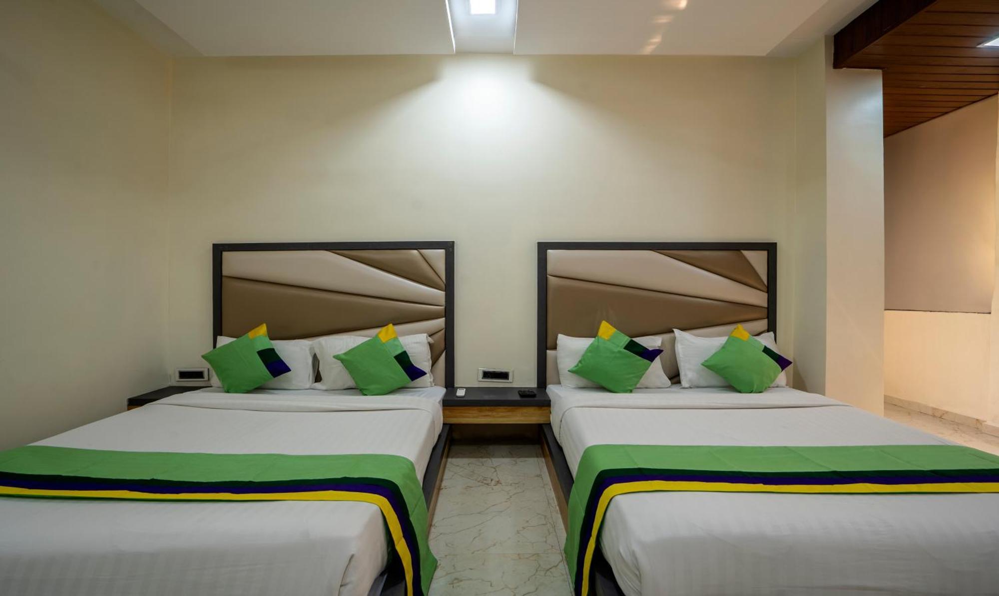 Treebo Zaid International Powai Hotel Мумбай Екстериор снимка