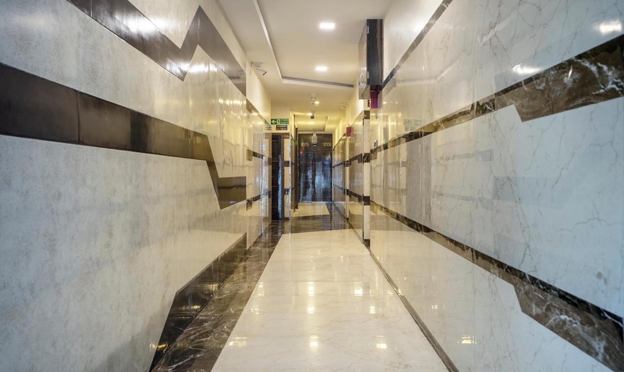 Treebo Zaid International Powai Hotel Мумбай Екстериор снимка